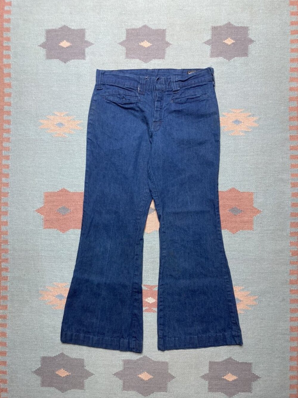 Vintage 70s bell bottom jeans wide flare leg Montgomery ward the chain 30x27